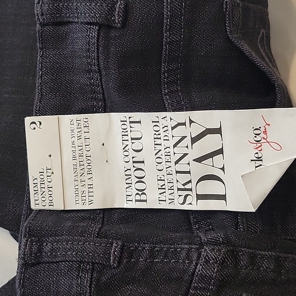 Style & Co Women's Black Jeans size 2 Boot Cut New - Picture 13 of 14